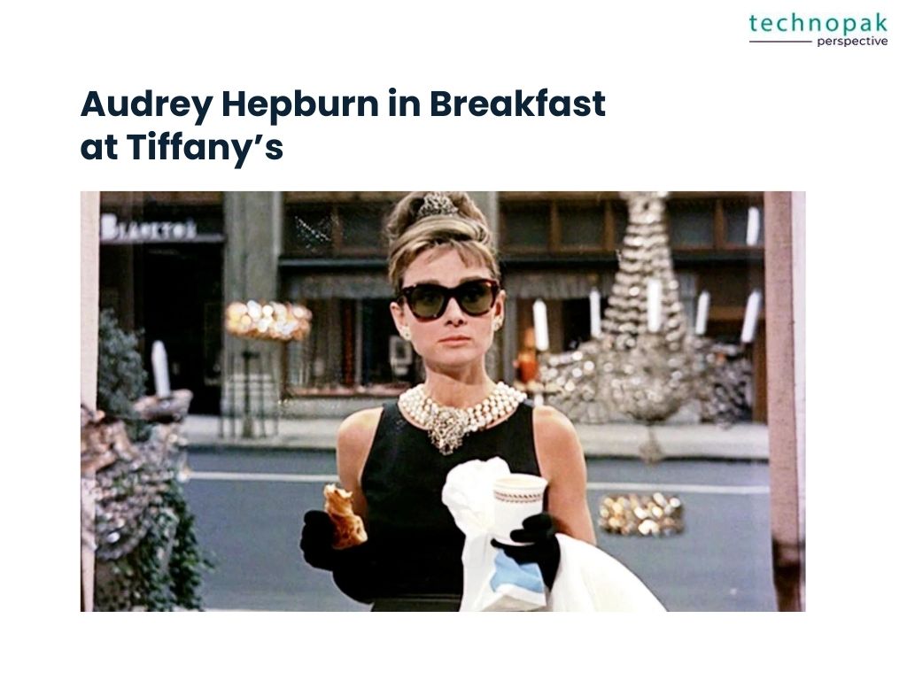 Audrey-in-breakfast-at-tiffanys